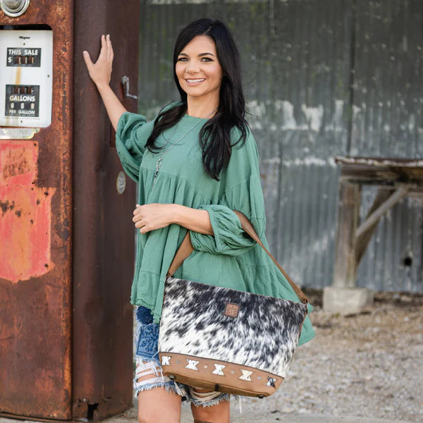 STS Ranchwear Roswell Cowhide Tully Purse