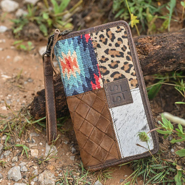 STS Ranchwear Chaynee Mountain Bentley Wallet